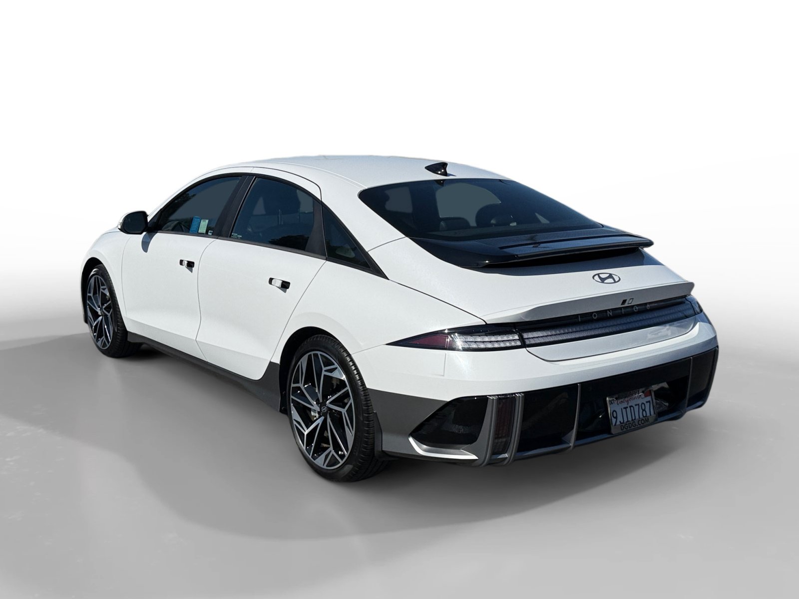 Certified 2023 Hyundai Ioniq 6 SEL RWD image 3