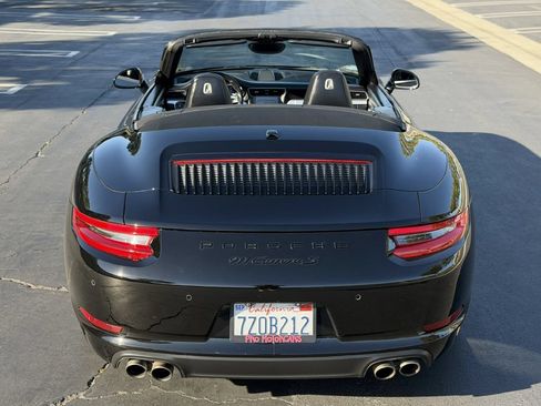 Used 2017 Porsche 911 Carrera S RWD image 6