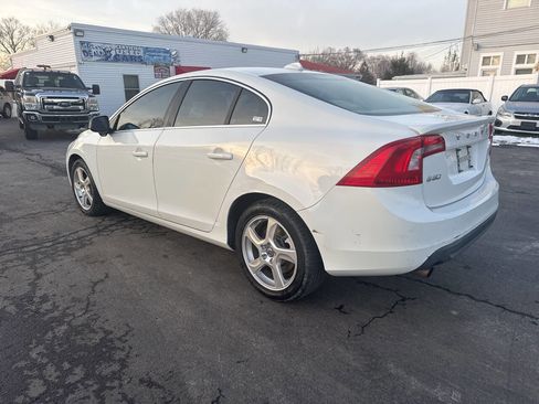 Used 2012 Volvo S60 T5 image 6