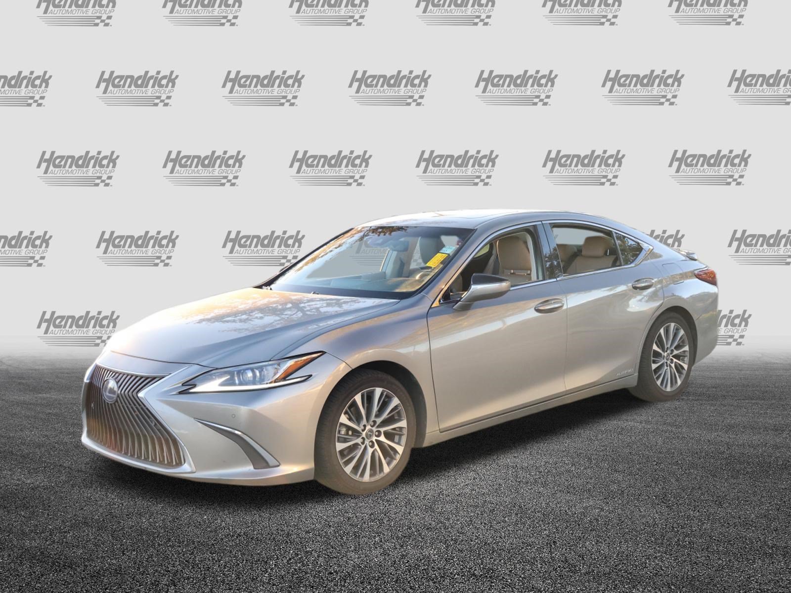 Used 2020 Lexus ES 300h w/ Premium Package FWD image 5