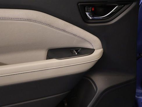 New 2025 Subaru Forester Limited image 28