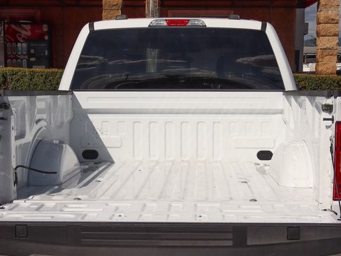 Used 2021 Ford F150 XLT image 8