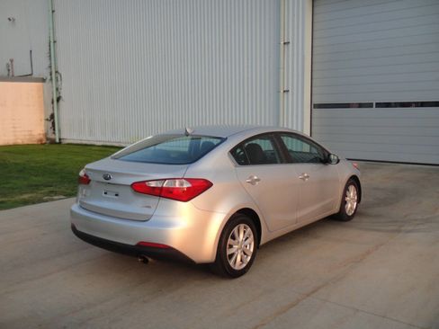 Used 2014 Kia Forte EX FWD image 7