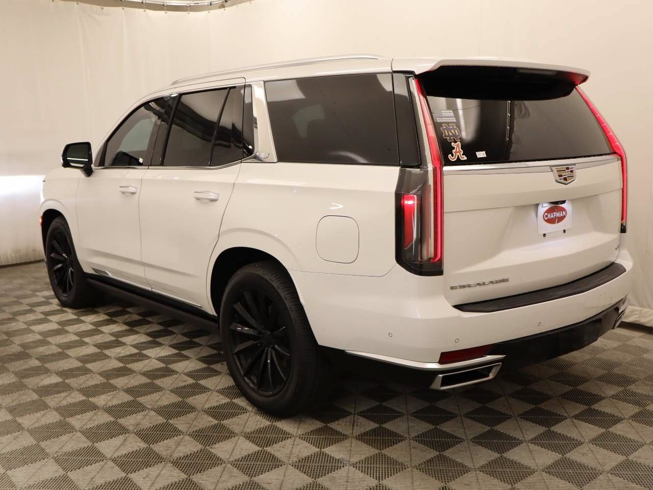 Used 2022 Cadillac Escalade Premium Luxury Platinum w/ LPO, Floor Liner Package AWD/4WD image 3