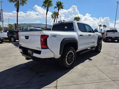 Used 2024 Toyota Tacoma TRD Off-Road image 6