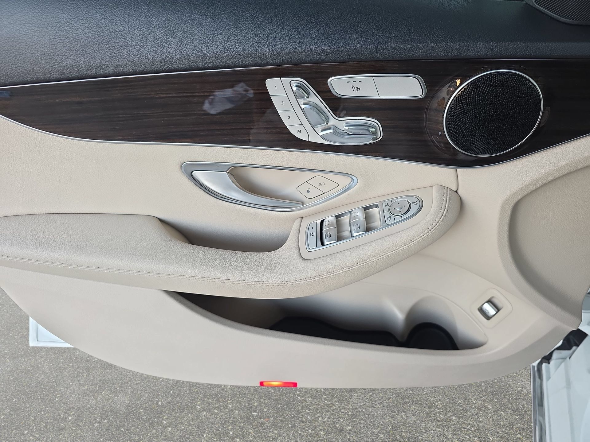 Used 2017 Mercedes-Benz C 300 4MATIC Sedan image 25