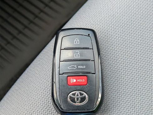 Used 2024 Toyota Corolla SE image 25