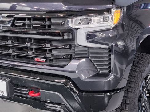 Used 2024 Chevrolet Silverado 1500 LT Trail Boss w/ Convenience Package II AWD/4WD image 12