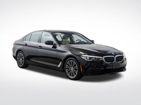 Used 2019 BMW 530i xDrive w/ Convenience Package AWD/4WD image 5