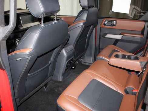 Certified 2022 Ford Bronco Outer Banks w/ Sasquatch Package AWD/4WD image 20