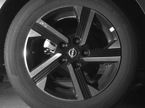 Used 2025 Nissan Sentra SV image 15