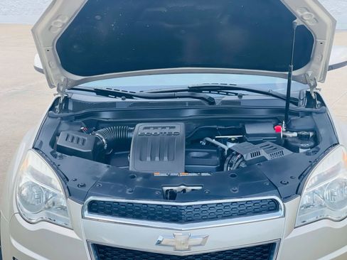 Used 2013 Chevrolet Equinox LT w/ Driver Convenience Package image 16