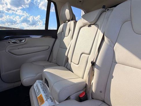 Used 2019 Volvo XC90 T6 Momentum w/ Protection Package Premier AWD/4WD image 44