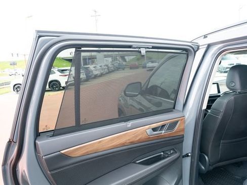New 2026 Volkswagen Atlas SE FWD image 15