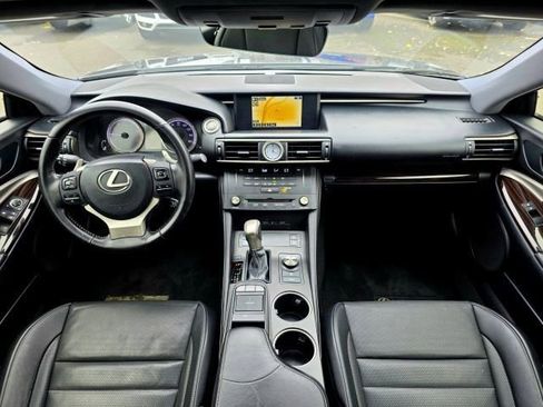 Used 2016 Lexus RC 200t image 9