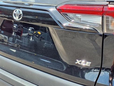 Used 2024 Toyota RAV4 XLE FWD image 23
