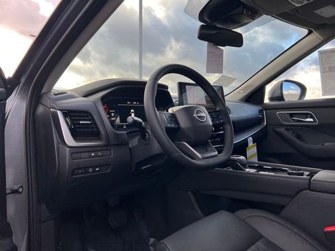 New 2026 Nissan Rogue Platinum w/ Platinum Premium Package image 10