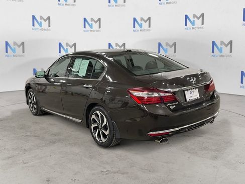Used 2017 Honda Accord EX-L image 3