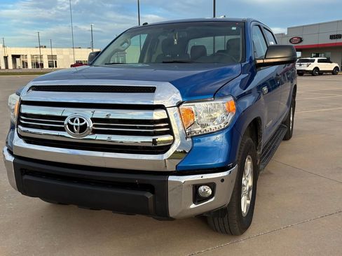 Used 2017 Toyota Tundra SR5 image 4