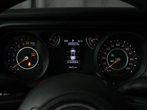 Used 2025 Jeep Gladiator Sport AWD/4WD image 12