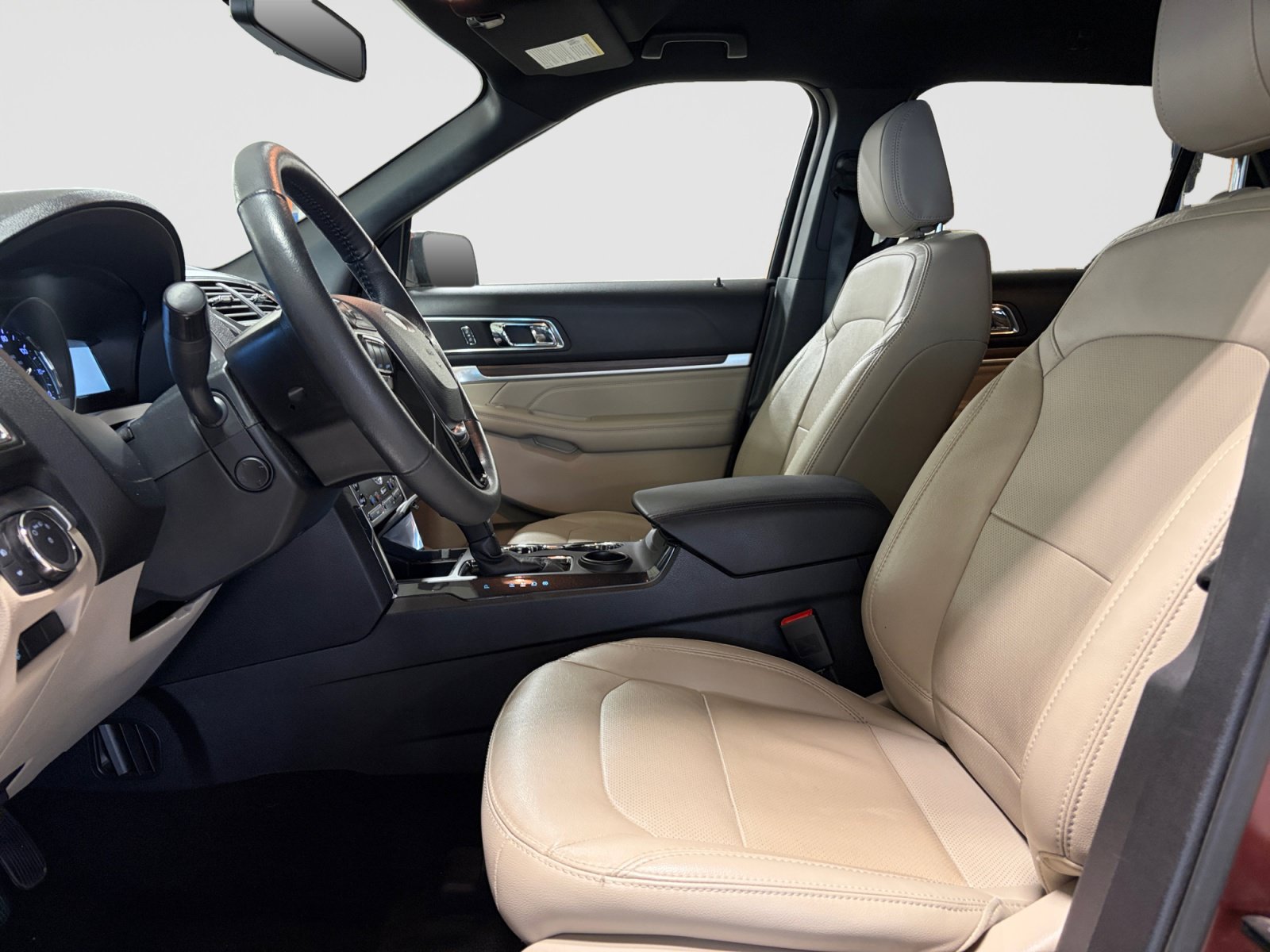Used 2018 Ford Explorer Limited FWD image 11