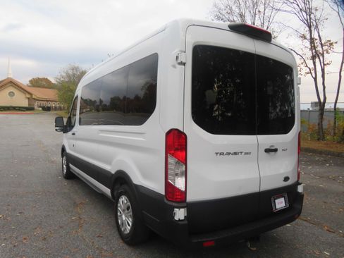 Used 2023 Ford Transit 350 XLT image 6