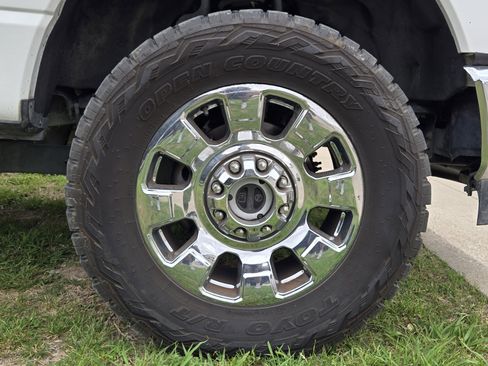 Certified 2024 Ford F250 King Ranch w/ Chrome Package image 8