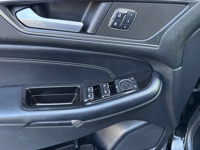 Used 2015 Ford Edge Titanium AWD/4WD image 22