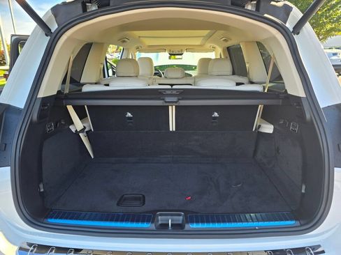 New 2026 Mercedes-Benz GLS 450 4MATIC image 11