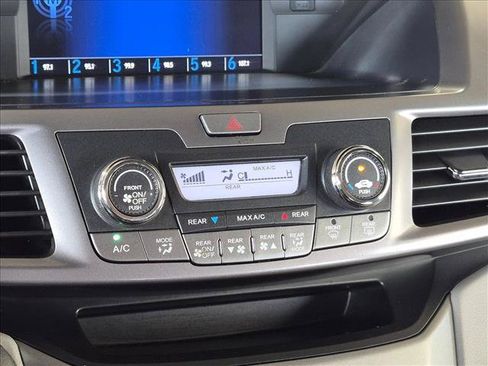 Used 2014 Honda Odyssey LX image 14