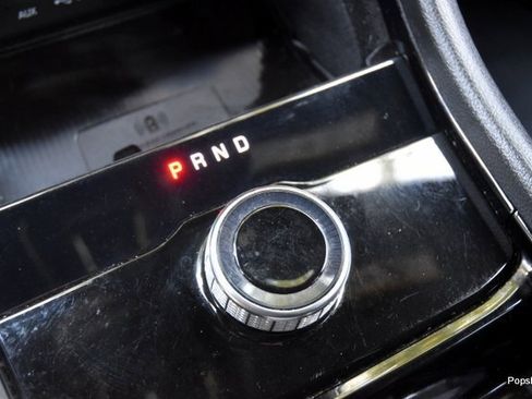 Used 2022 Jeep Grand Cherokee L Laredo image 18