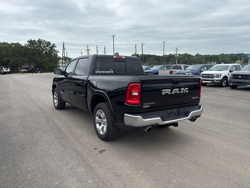 Used 2025 RAM 1500 Big Horn AWD/4WD image 2
