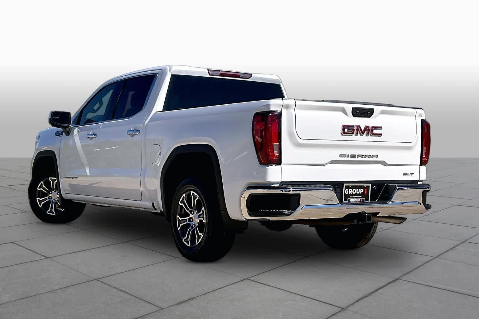 Used 2026 GMC Sierra 1500 SLT RWD image 11
