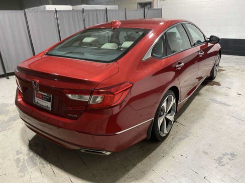 Used 2018 Honda Accord Touring image 26