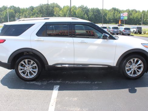 Used 2020 Ford Explorer Limited AWD/4WD image 5