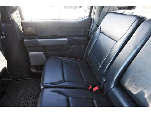 Used 2025 Ford F150 Lariat w/ Equipment Group 501A Mid image 11