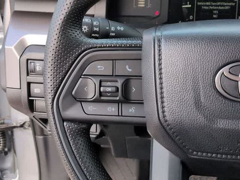 Used 2026 Toyota Tacoma SR5 AWD/4WD image 20