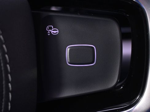 New 2025 Lincoln Navigator Reserve w/ Jet Appearance Package image 33