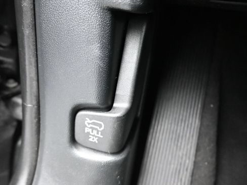 Used 2020 Ford Explorer Limited AWD/4WD image 32