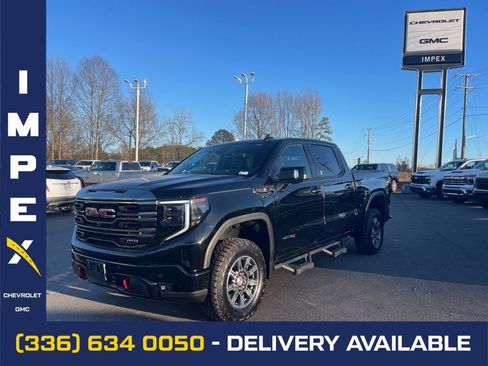 Used 2024 GMC Sierra 1500 AT4 w/ Technology Package AWD/4WD image 1