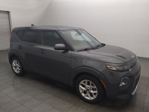 Used 2022 Kia Soul LX w/ Technology Package FWD image 11