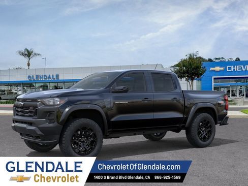 New 2026 Chevrolet Colorado Trail Boss AWD/4WD image 2
