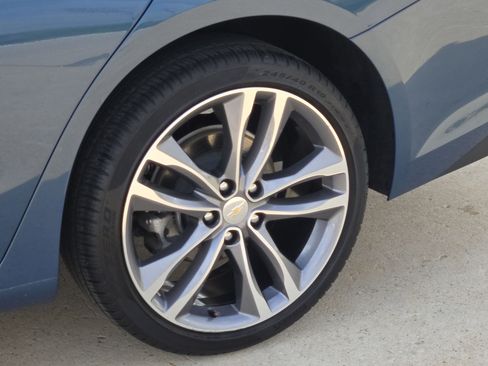 Used 2024 Chevrolet Malibu LT FWD image 12