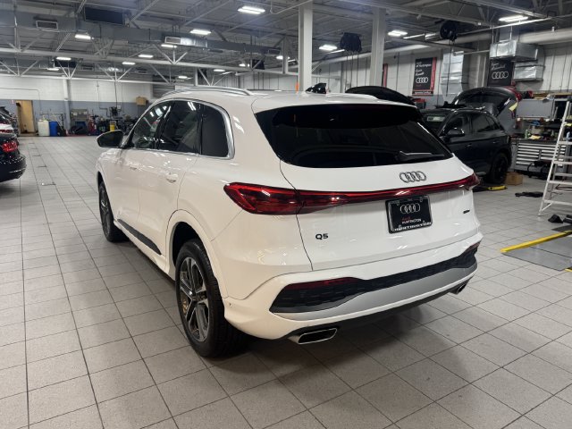 Used 2025 Audi Q5 Premium w/ Convenience Package AWD/4WD image 7