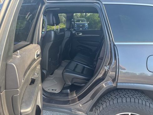 Used 2019 Jeep Grand Cherokee Limited image 10