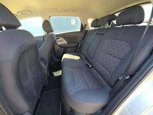 Used 2019 Kia Niro LX FWD image 11