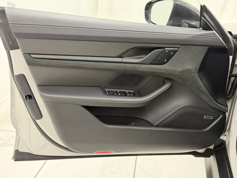Certified 2024 Porsche Taycan GTS AWD/4WD image 32