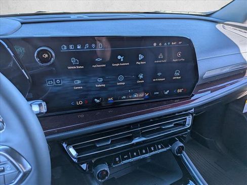 New 2026 Chevrolet Traverse Z71 w/ Driver Confidence Package image 12