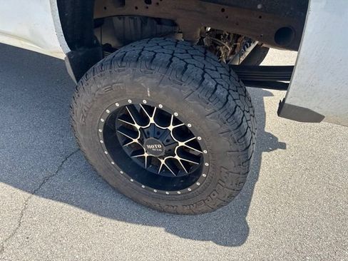 Used 2016 Chevrolet Silverado 2500 High Country w/ Duramax Plus Package AWD/4WD image 7