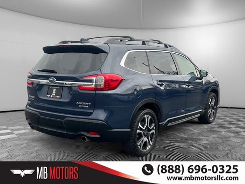 Used 2023 Subaru Ascent Limited image 3
